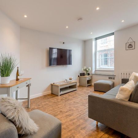 Pass The Keys 5B One Bedrom Central Modern Apartment Shrewsbury Exterior photo